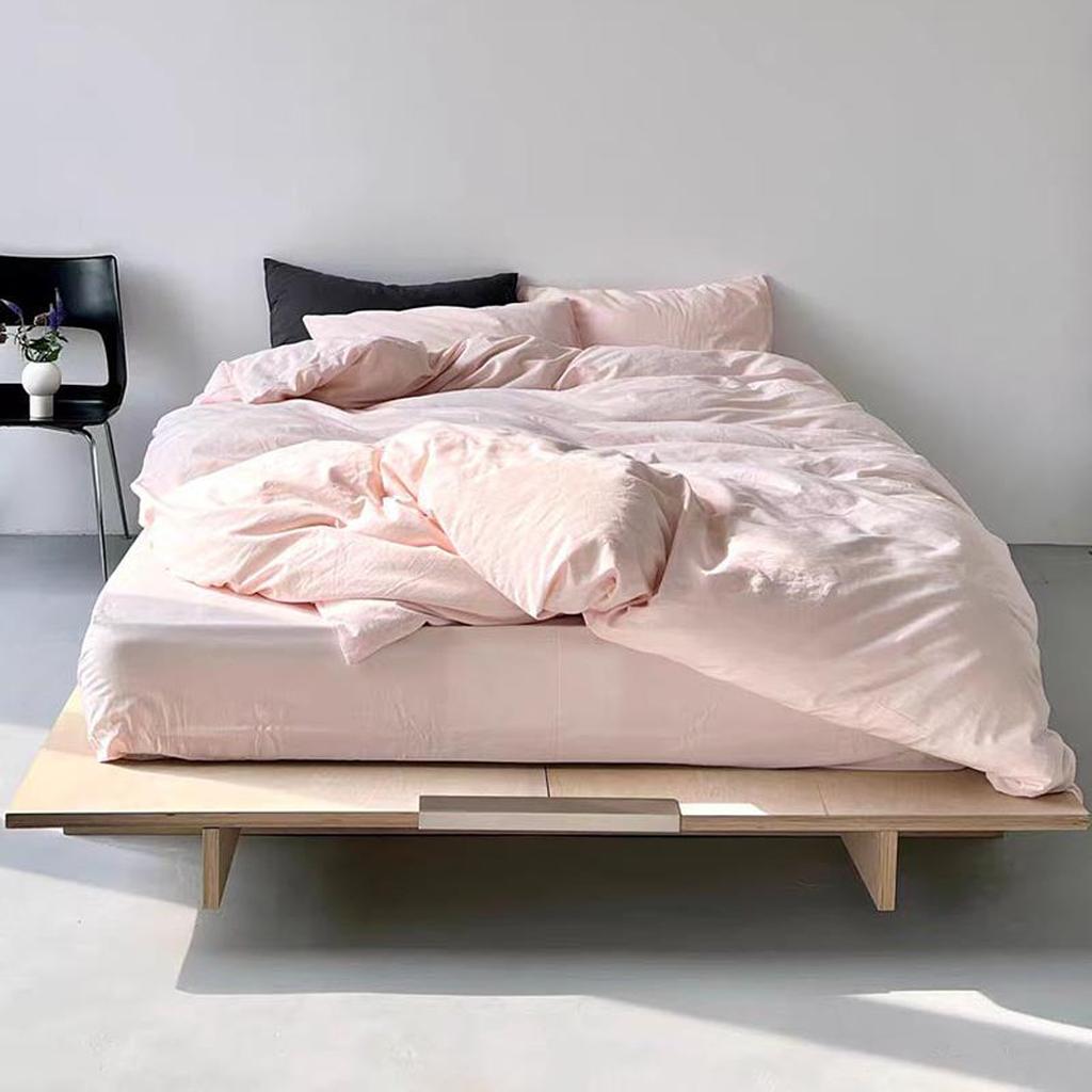 Solid bedding scene 4