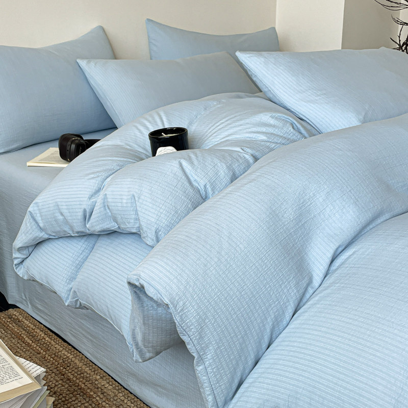 Textured Stripe Light Blue duvet cover scene